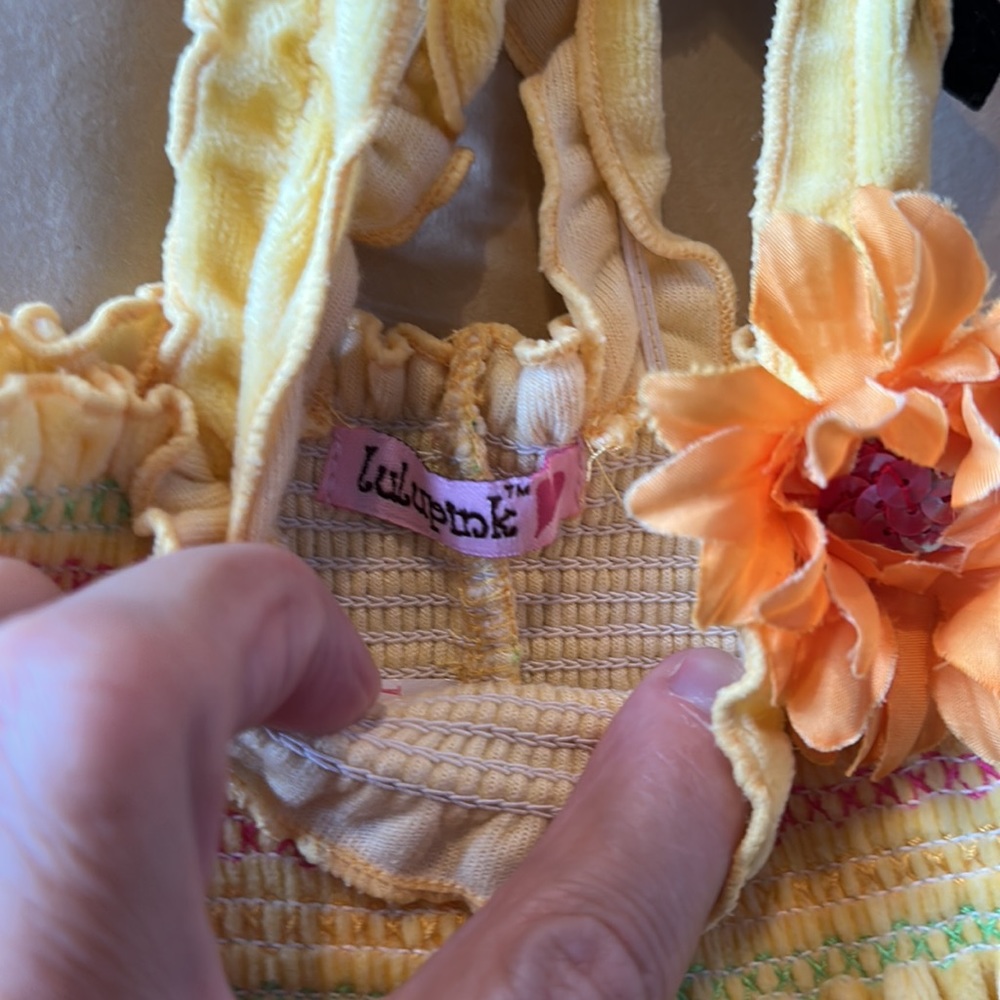 Dog clothes - Picture 4 of 6